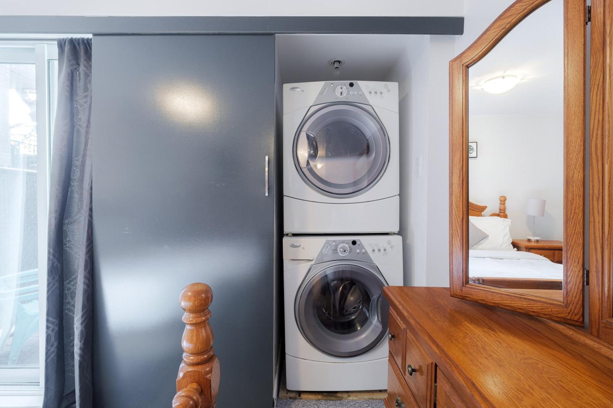 Ferienwohnung Chez Sarah: Montreal Themed Cozy Loft Exterior foto